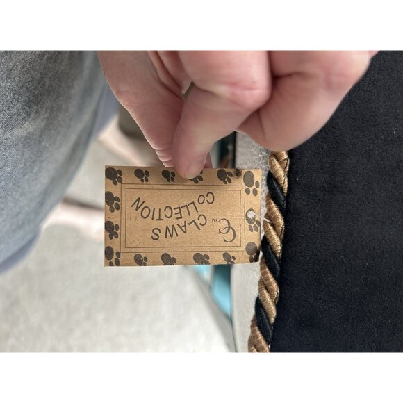 NWT Dachshund Dog Pet Needlepoint Pillow Cover 18 X 11" Piping Zipper Solid Back - Picture 9 of 12